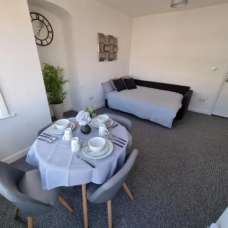 Highview House Redcar-seaview רדקאר